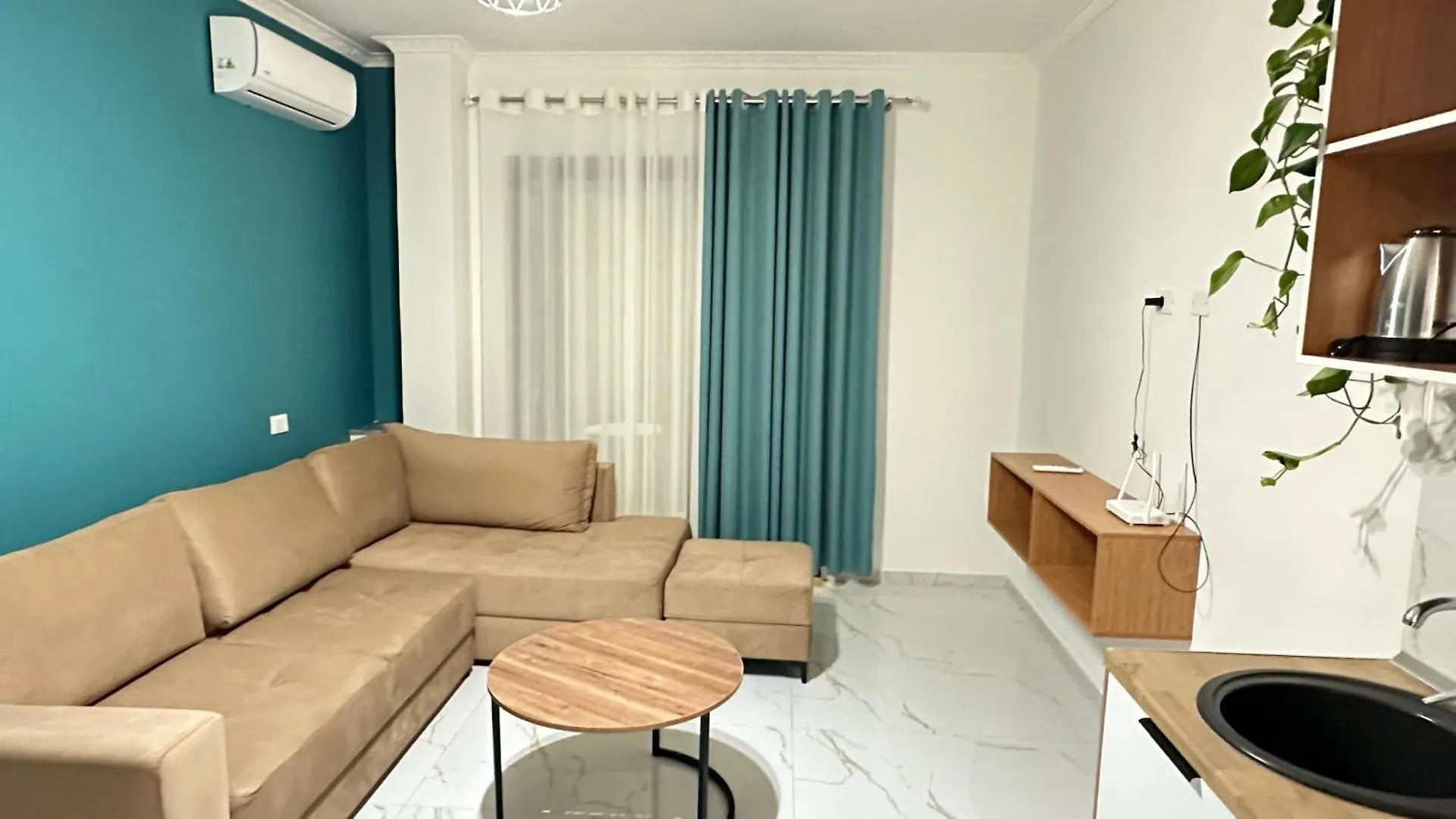 Hotell Liel Holiday Vlorë