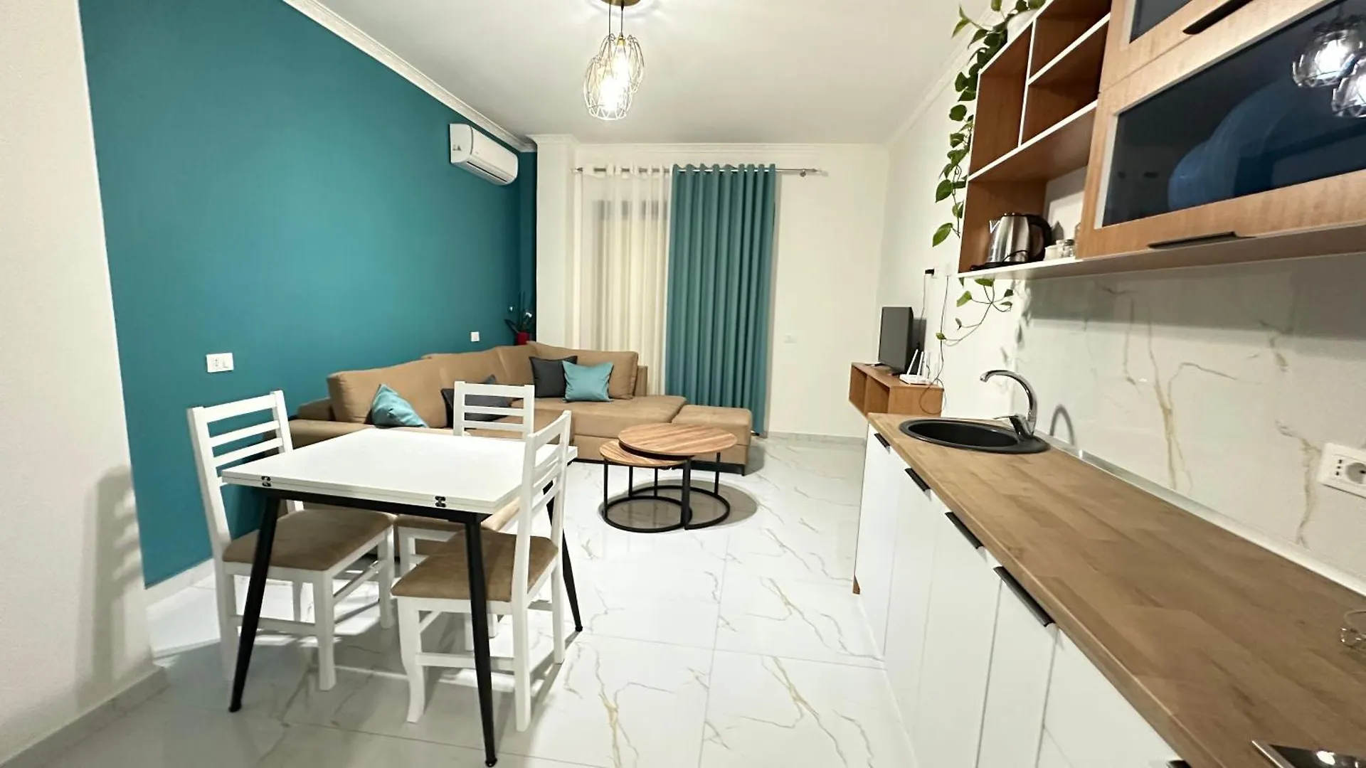 Liel Holiday Vlorë Hotel
