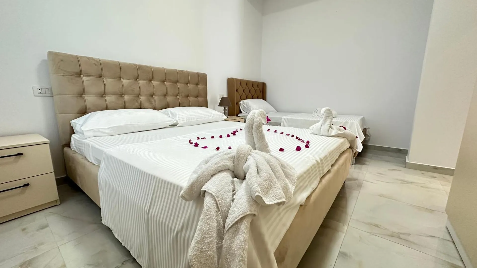 Liel Holiday Vlorë Hotell
